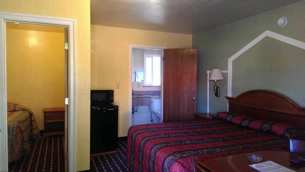 El Dorado Motel Pittsburg Habitación foto